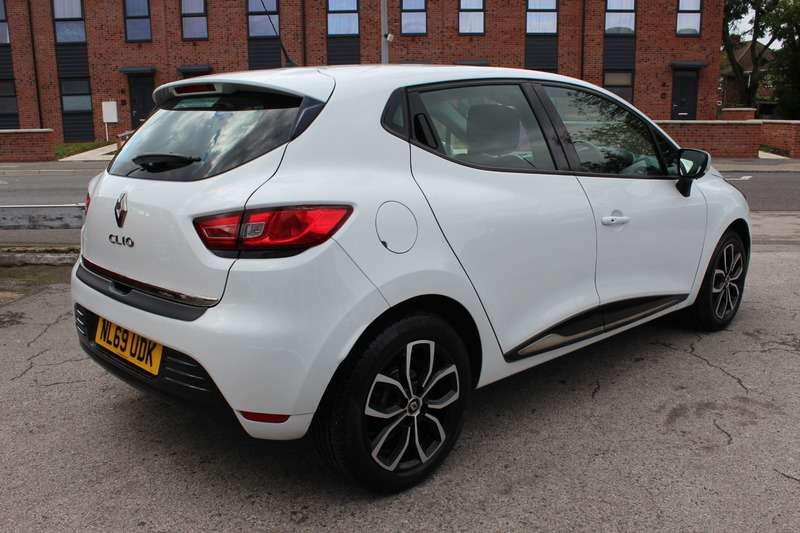 2019 RENAULT CLIO 2019 RENAULT CLIO