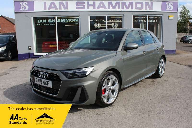A 2019 AUDI A1 SPORTBACK TFSI S LINE COMPETITION A 2019 AUDI A1 SPORTBACK TFSI S LINE COMPETITION