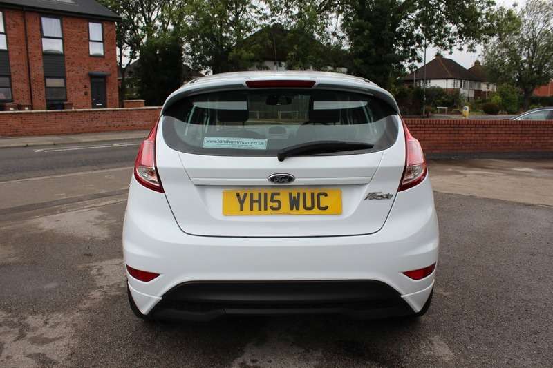 2015 FORD FIESTA 2015 FORD FIESTA