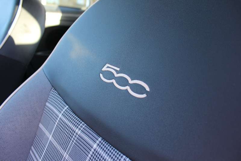 2018 FIAT 500 2018 FIAT 500