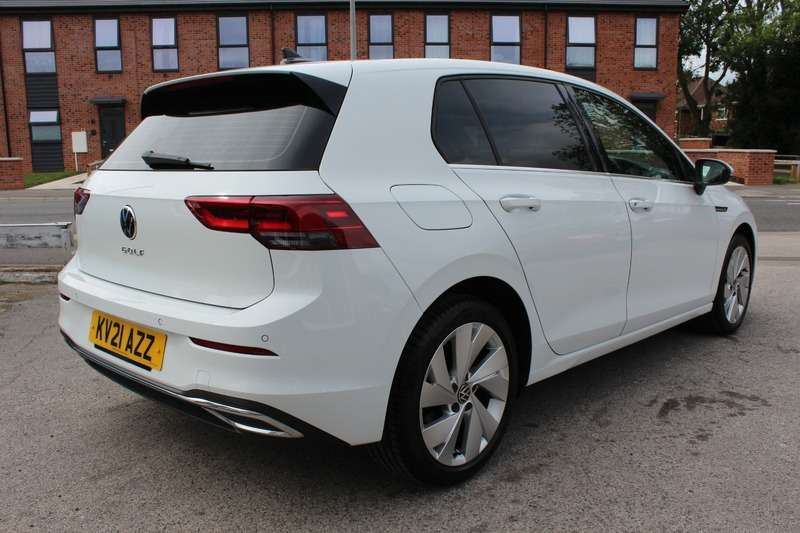 2021 VOLKSWAGEN GOLF 2021 VOLKSWAGEN GOLF