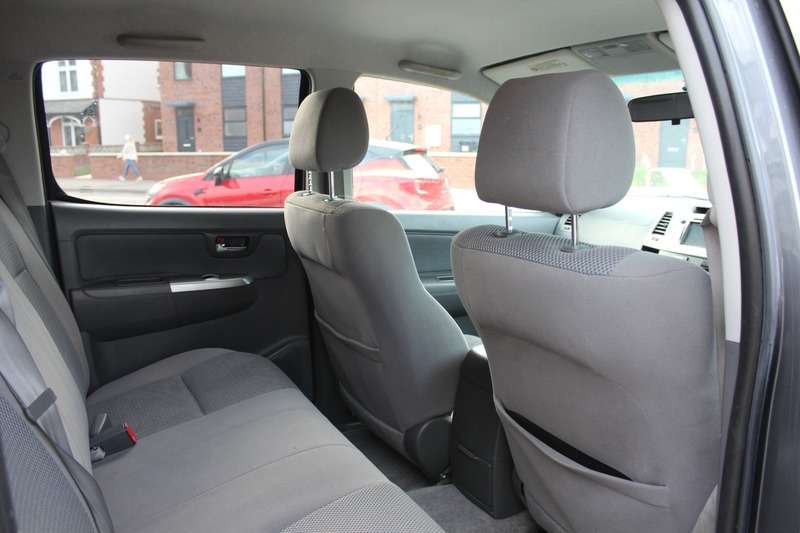 2013 TOYOTA HILUX 2013 TOYOTA HILUX