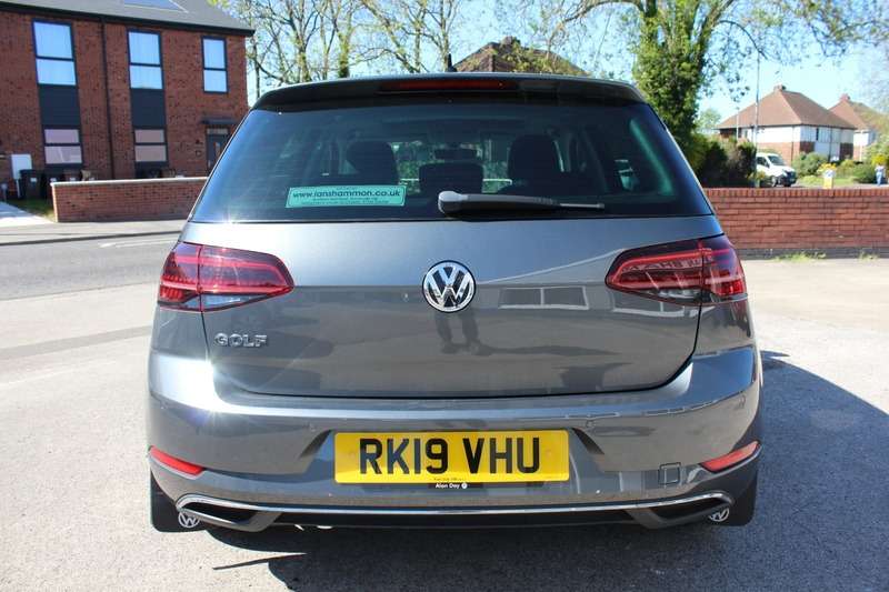 2019 VOLKSWAGEN GOLF 2019 VOLKSWAGEN GOLF