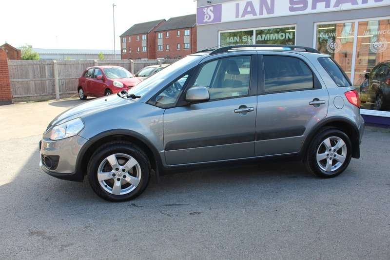 A 2014 SUZUKI SX4 SZ5 1.6 A 2014 SUZUKI SX4 SZ5 1.6
