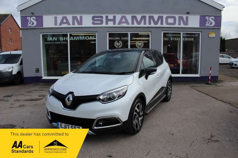 A 2017 RENAULT CAPTUR ICONIC NAV DCI A 2017 RENAULT CAPTUR ICONIC NAV DCI