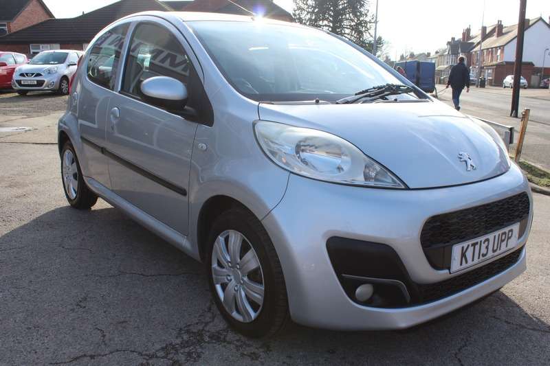 A 2013 PEUGEOT 107 ACTIVE A 2013 PEUGEOT 107 ACTIVE