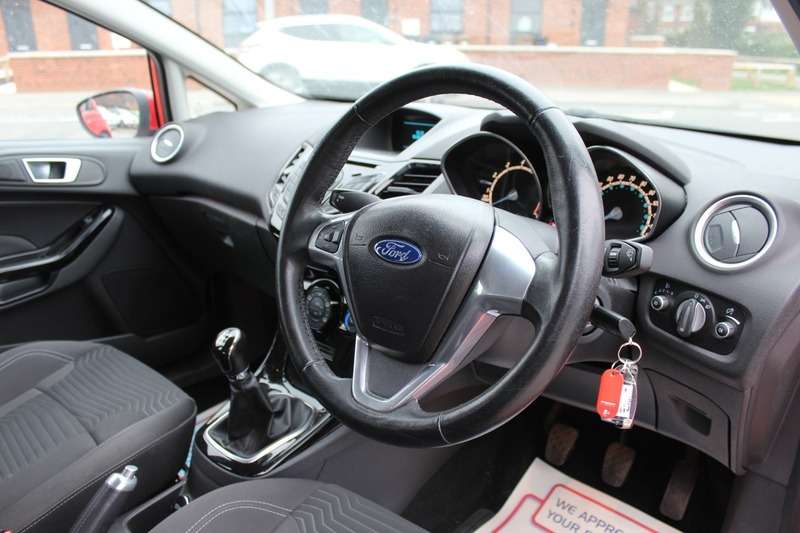2013 FORD FIESTA 2013 FORD FIESTA