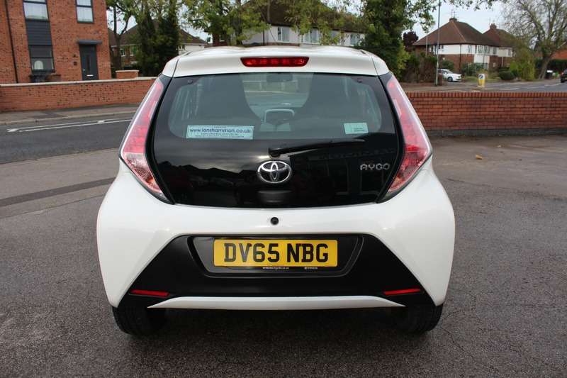 2015 TOYOTA AYGO 2015 TOYOTA AYGO