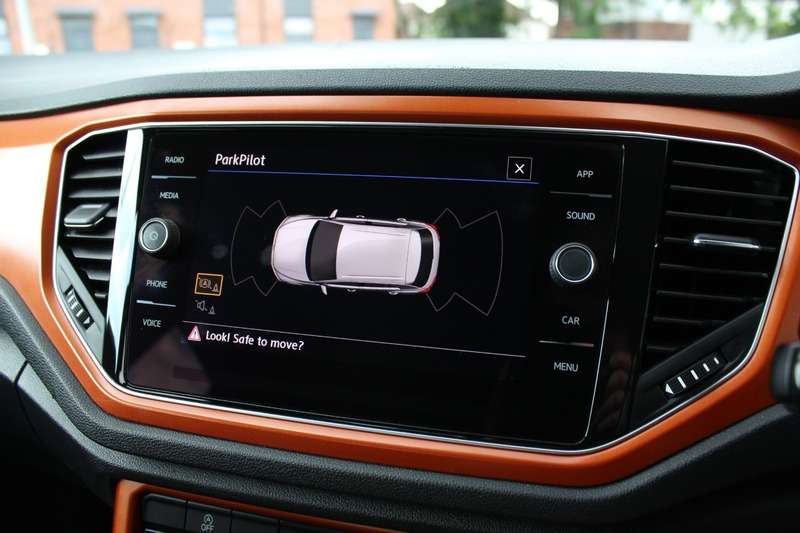 2018 VOLKSWAGEN T-ROC 2018 VOLKSWAGEN T-ROC