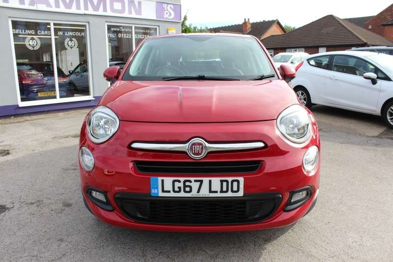 A 2017 FIAT 500X 1.6 POP STAR A 2017 FIAT 500X 1.6 POP STAR