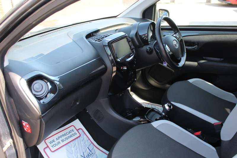 2017 TOYOTA AYGO 2017 TOYOTA AYGO