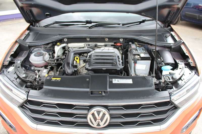 2018 VOLKSWAGEN T-ROC 2018 VOLKSWAGEN T-ROC