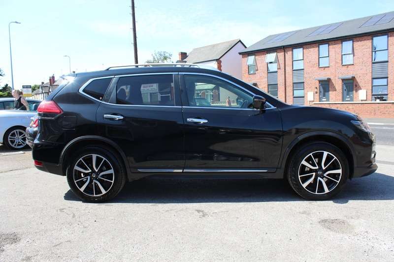 A 2018 NISSAN X-TRAIL DCI TEKNA A 2018 NISSAN X-TRAIL DCI TEKNA