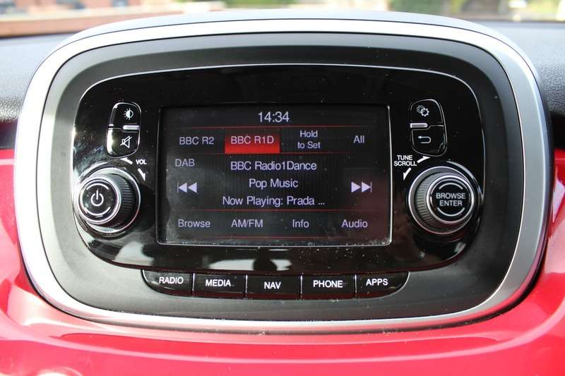 2017 FIAT 500X 2017 FIAT 500X