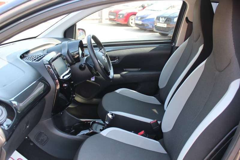 2017 TOYOTA AYGO 2017 TOYOTA AYGO