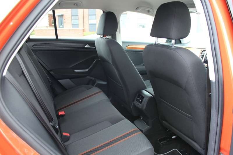 2018 VOLKSWAGEN T-ROC 2018 VOLKSWAGEN T-ROC