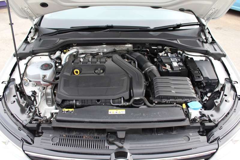 2021 VOLKSWAGEN GOLF 2021 VOLKSWAGEN GOLF