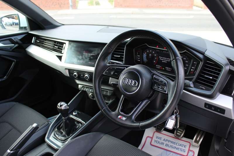 2022 AUDI A1 2022 AUDI A1