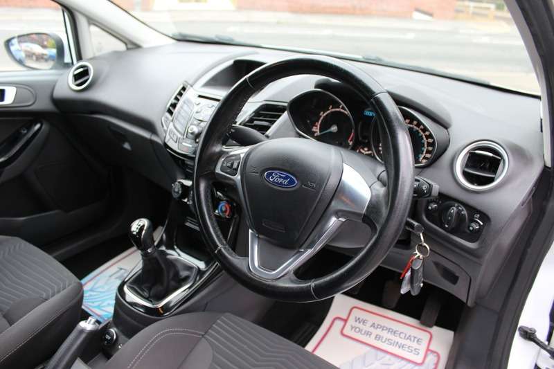 2015 FORD FIESTA 2015 FORD FIESTA