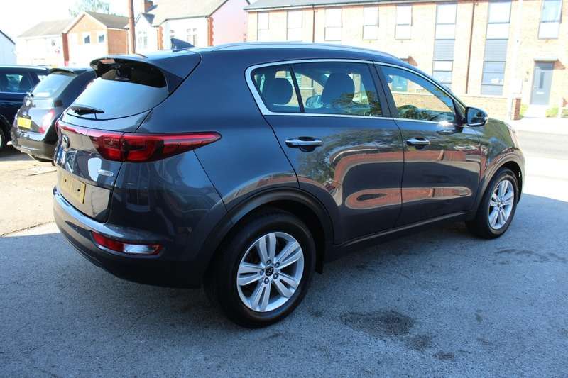 2017 KIA SPORTAGE 2017 KIA SPORTAGE