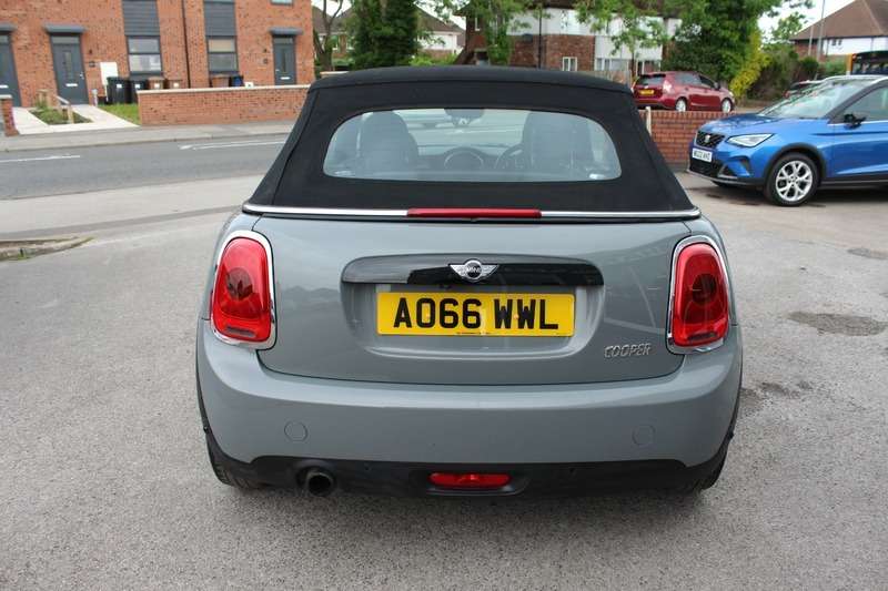 A 2016 MINI MINI 1.5 COOPER CONVERTIBLE A 2016 MINI MINI 1.5 COOPER CONVERTIBLE