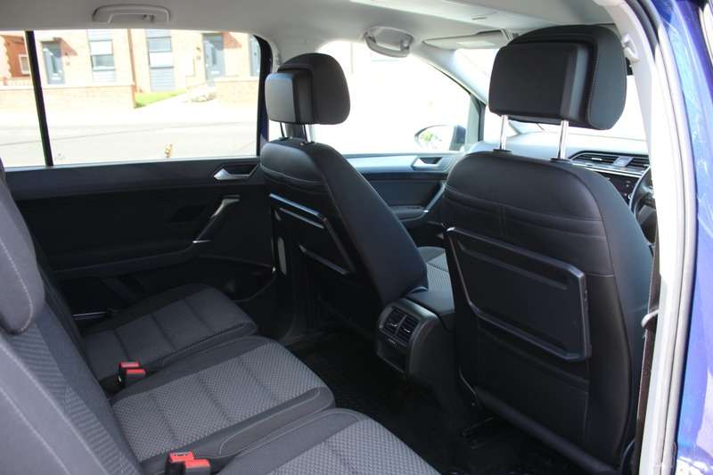 2019 VOLKSWAGEN TOURAN 2019 VOLKSWAGEN TOURAN