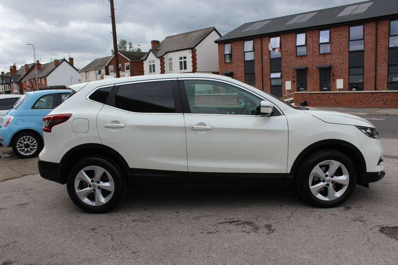 A 2018 NISSAN QASHQAI ACENTA DIG-T A 2018 NISSAN QASHQAI ACENTA DIG-T