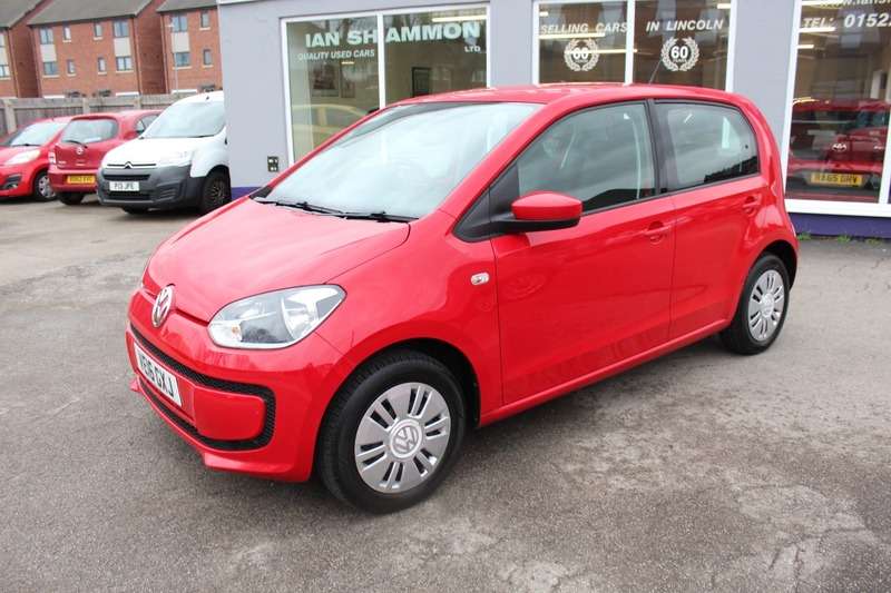 A 2016 VOLKSWAGEN UP MOVE UP A 2016 VOLKSWAGEN UP MOVE UP