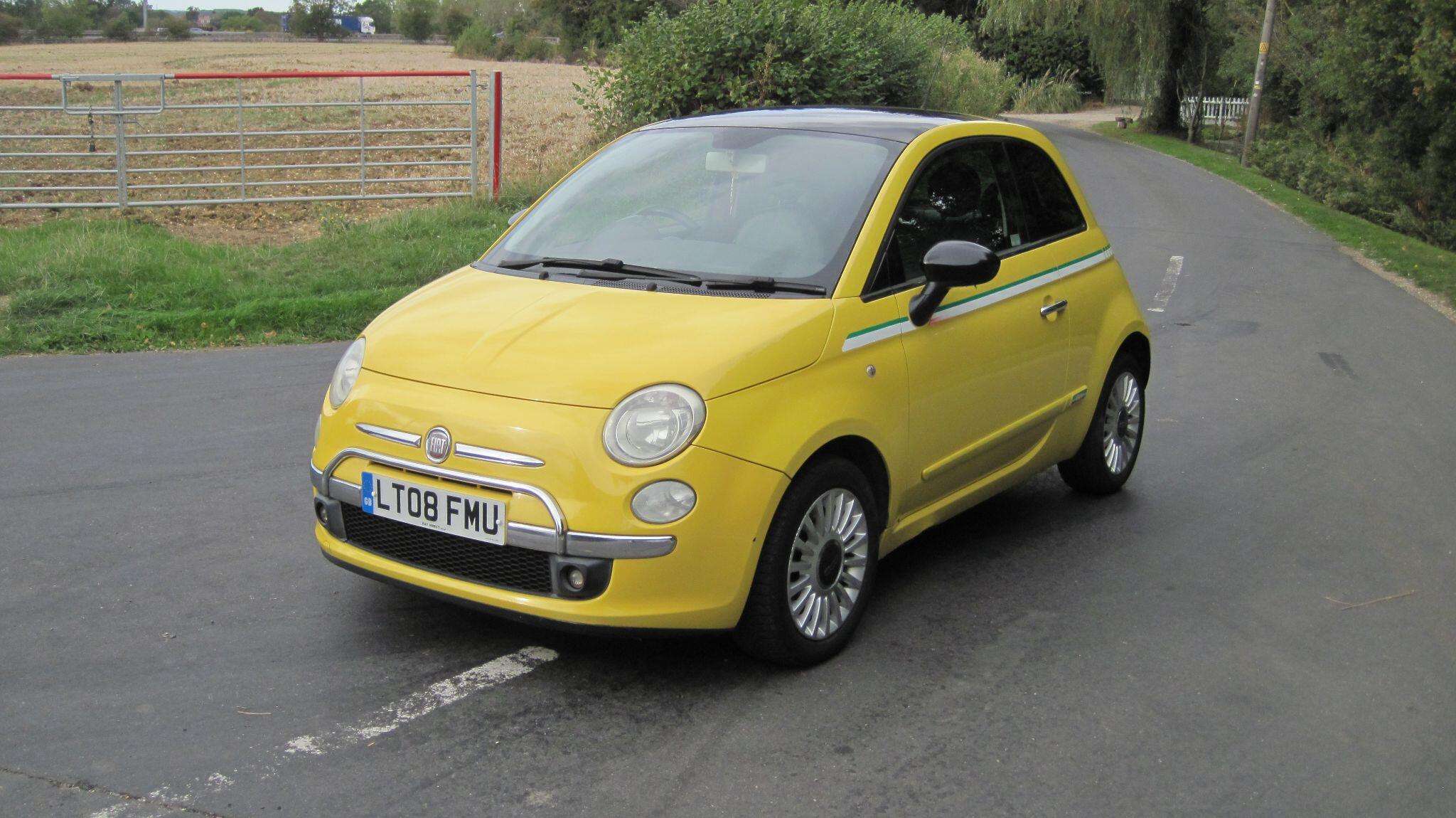 A 2008 FIAT 500 1.4 Lounge Euro 4 3dr A 2008 FIAT 500 1.4 Lounge Euro 4 3dr