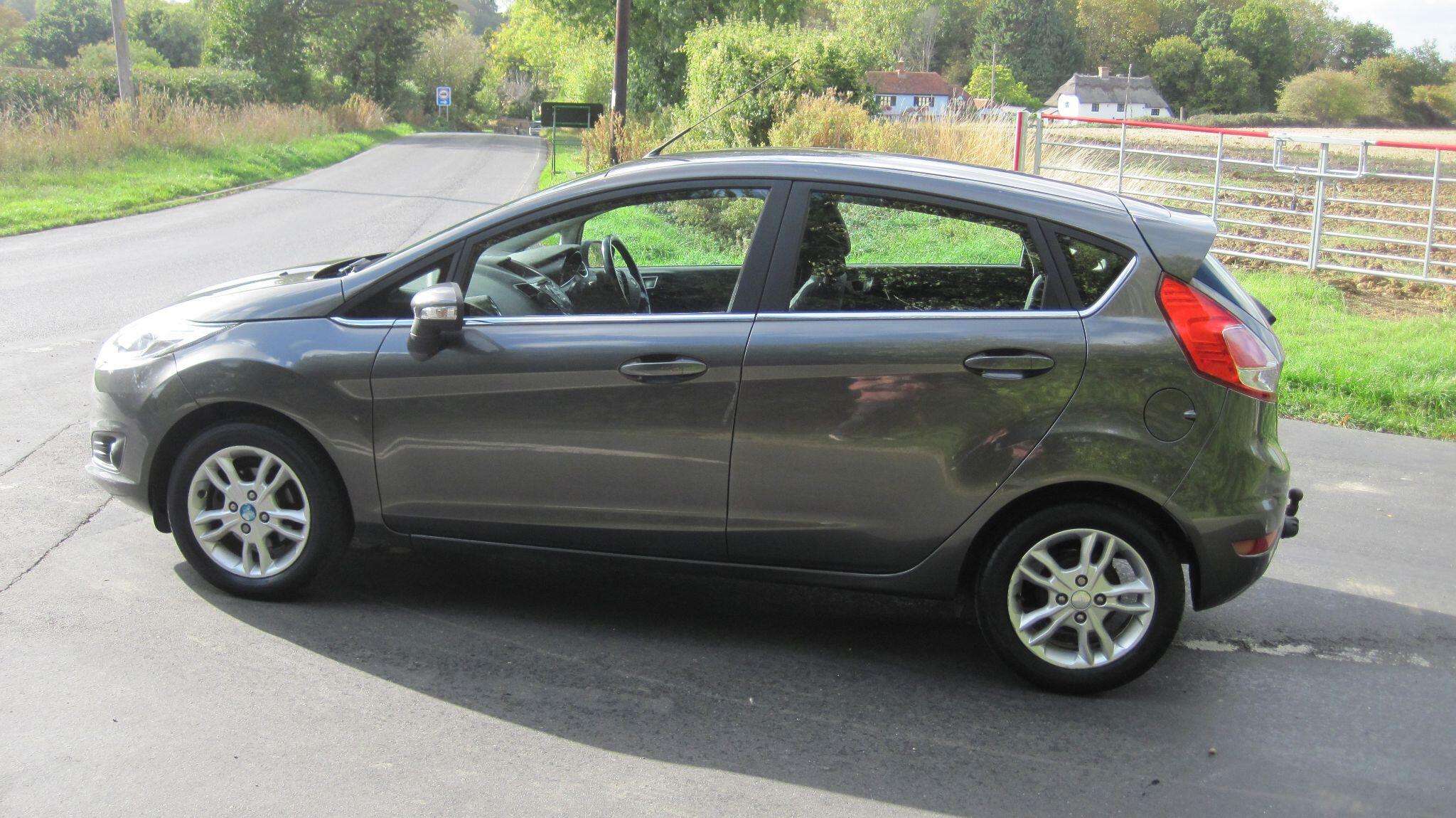 2015 FORD FIESTA 2015 FORD FIESTA