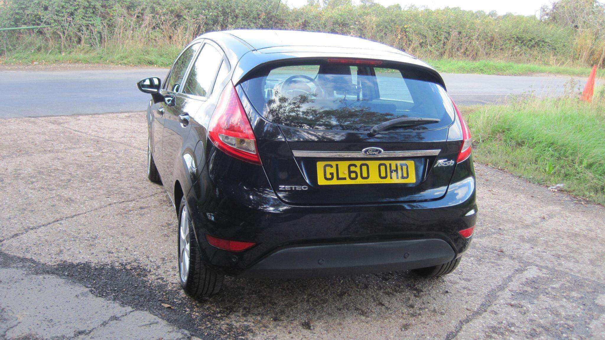 2011 FORD FIESTA 2011 FORD FIESTA