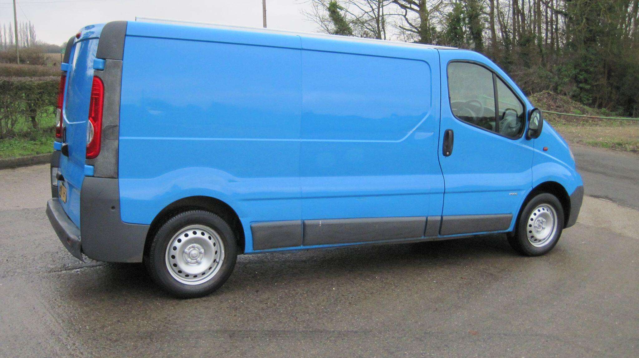 2010 VAUXHALL VIVARO 2010 VAUXHALL VIVARO