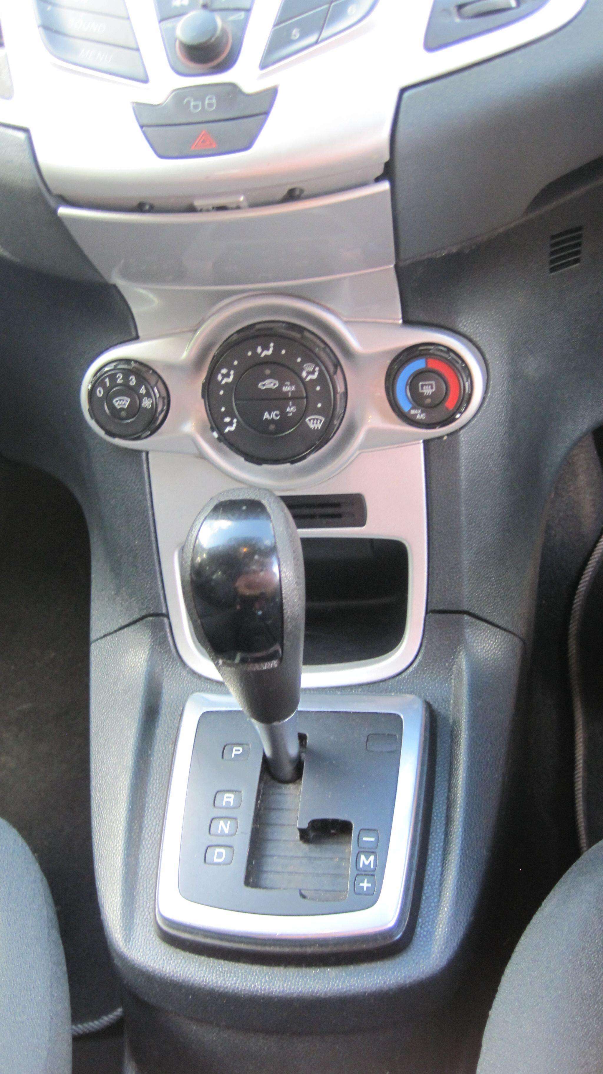 2011 FORD FIESTA 2011 FORD FIESTA