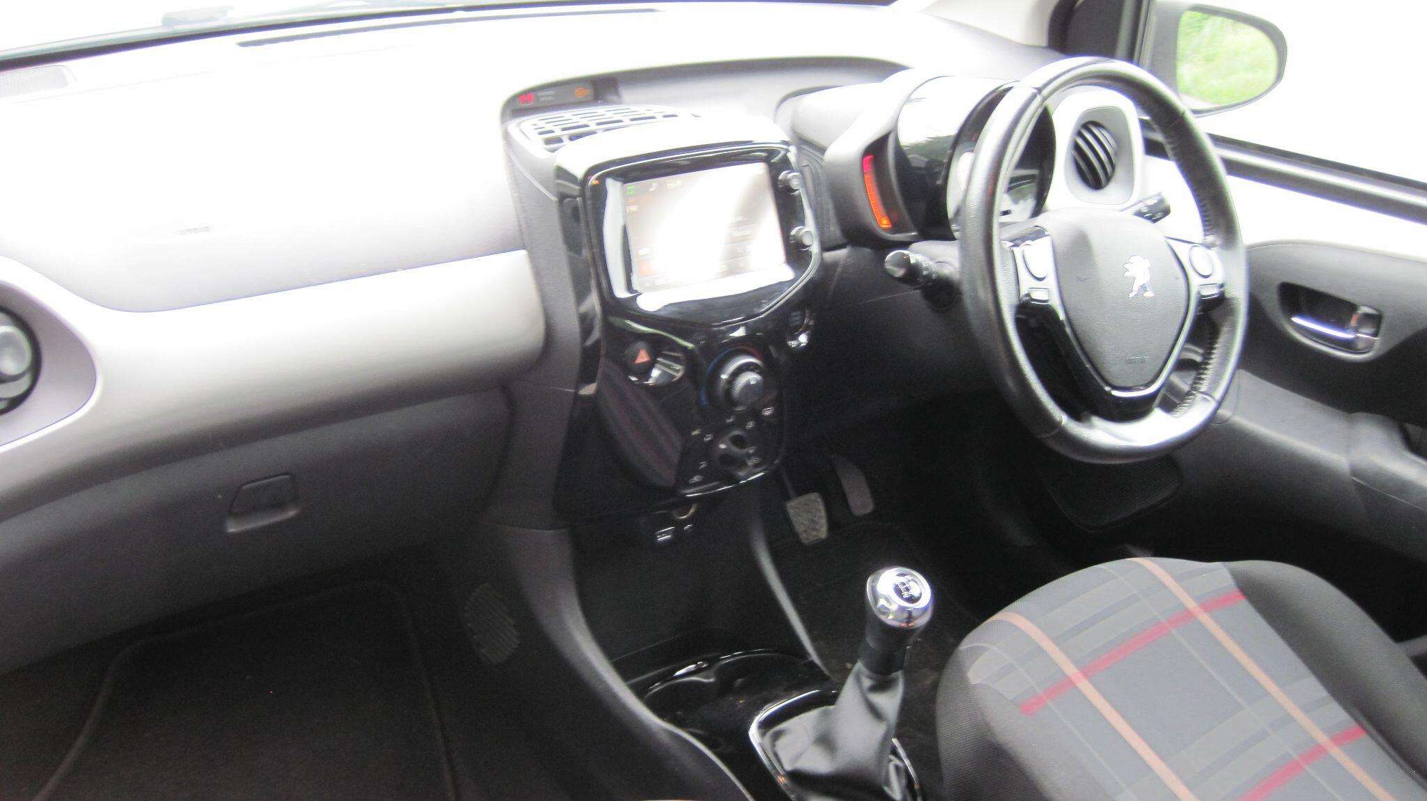 2016 PEUGEOT 108 2016 PEUGEOT 108