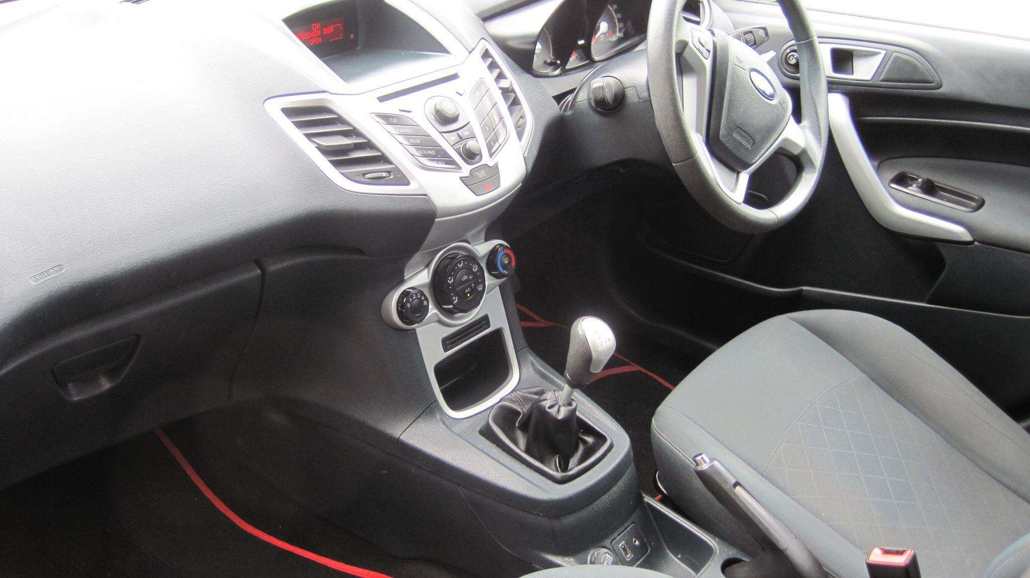 2013 FORD FIESTA 2013 FORD FIESTA
