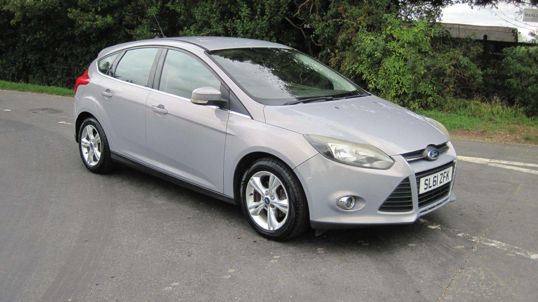 A 2011 FORD FOCUS 1.6 Zetec Euro 5 5dr A 2011 FORD FOCUS 1.6 Zetec Euro 5 5dr