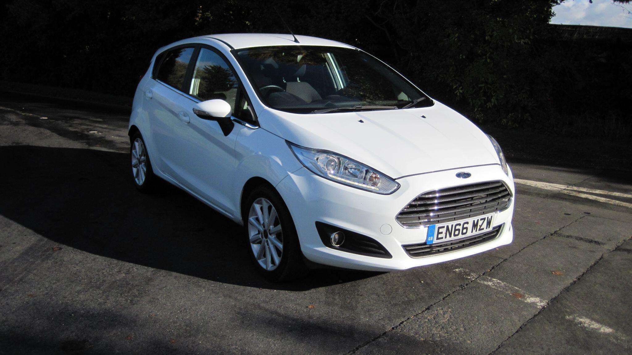 A 2016 FORD FIESTA 1.5 TDCi Titanium Euro 6 5dr A 2016 FORD FIESTA 1.5 TDCi Titanium Euro 6 5dr