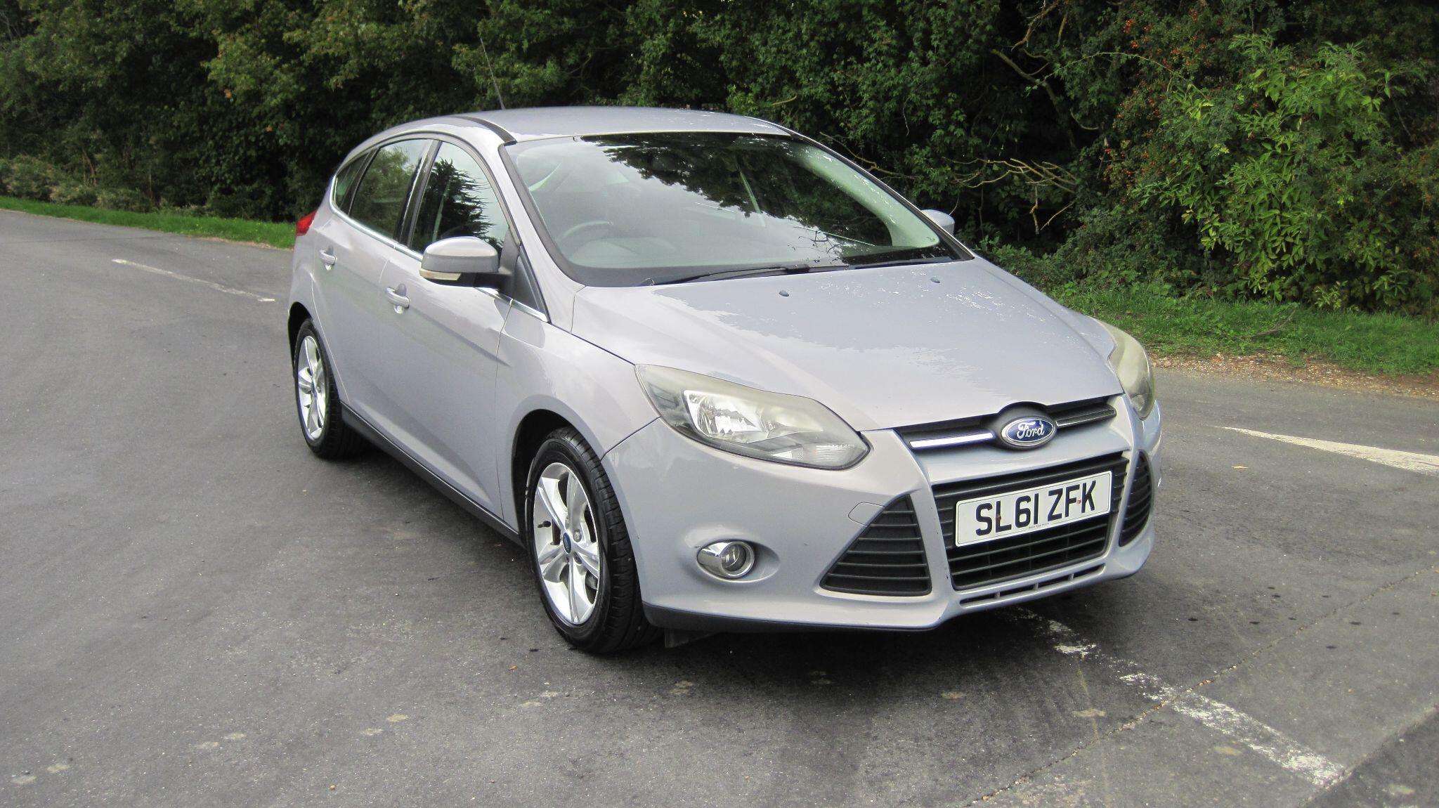 A 2011 FORD FOCUS 1.6 Zetec Euro 5 5dr A 2011 FORD FOCUS 1.6 Zetec Euro 5 5dr