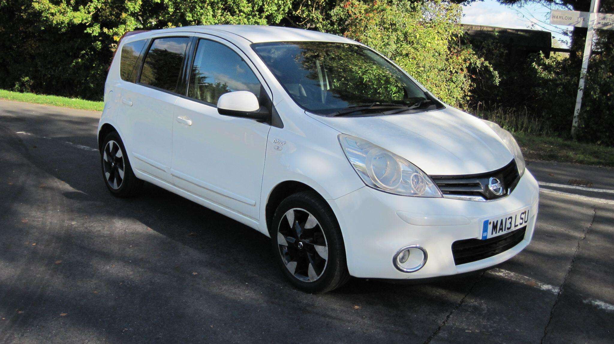 A 2013 NISSAN NOTE 1.4 16V n-tec+ Euro 5 5dr A 2013 NISSAN NOTE 1.4 16V n-tec+ Euro 5 5dr