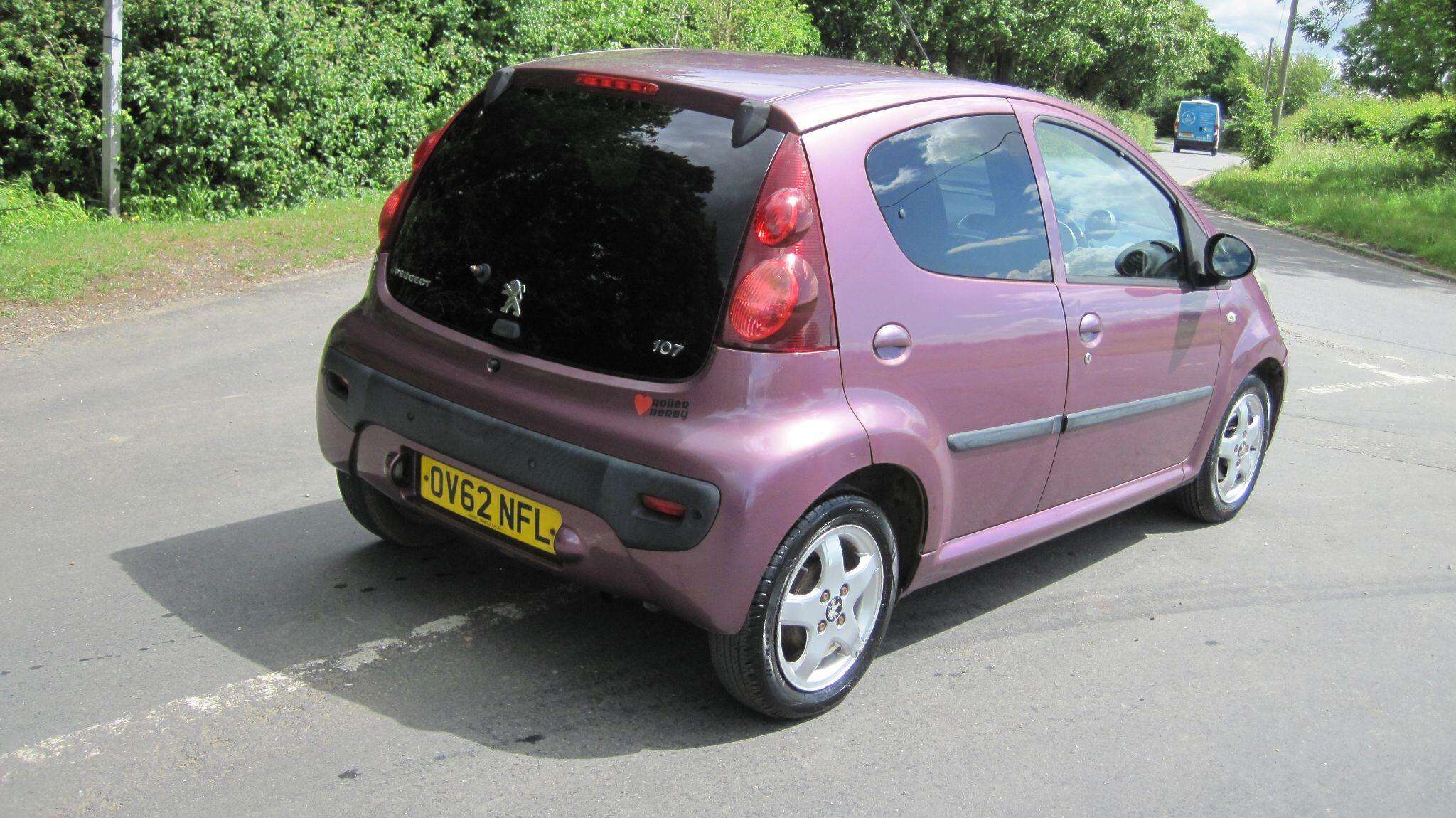 2012 PEUGEOT 107 2012 PEUGEOT 107