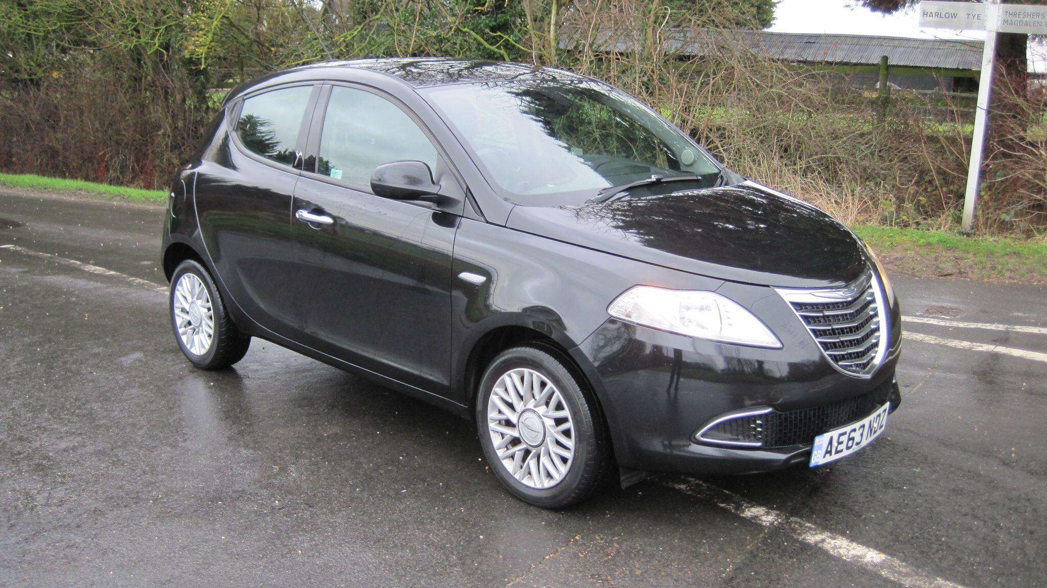 A 2013 CHRYSLER YPSILON 1.2 SE Euro 5 (s/s) 5dr A 2013 CHRYSLER YPSILON 1.2 SE Euro 5 (s/s) 5dr