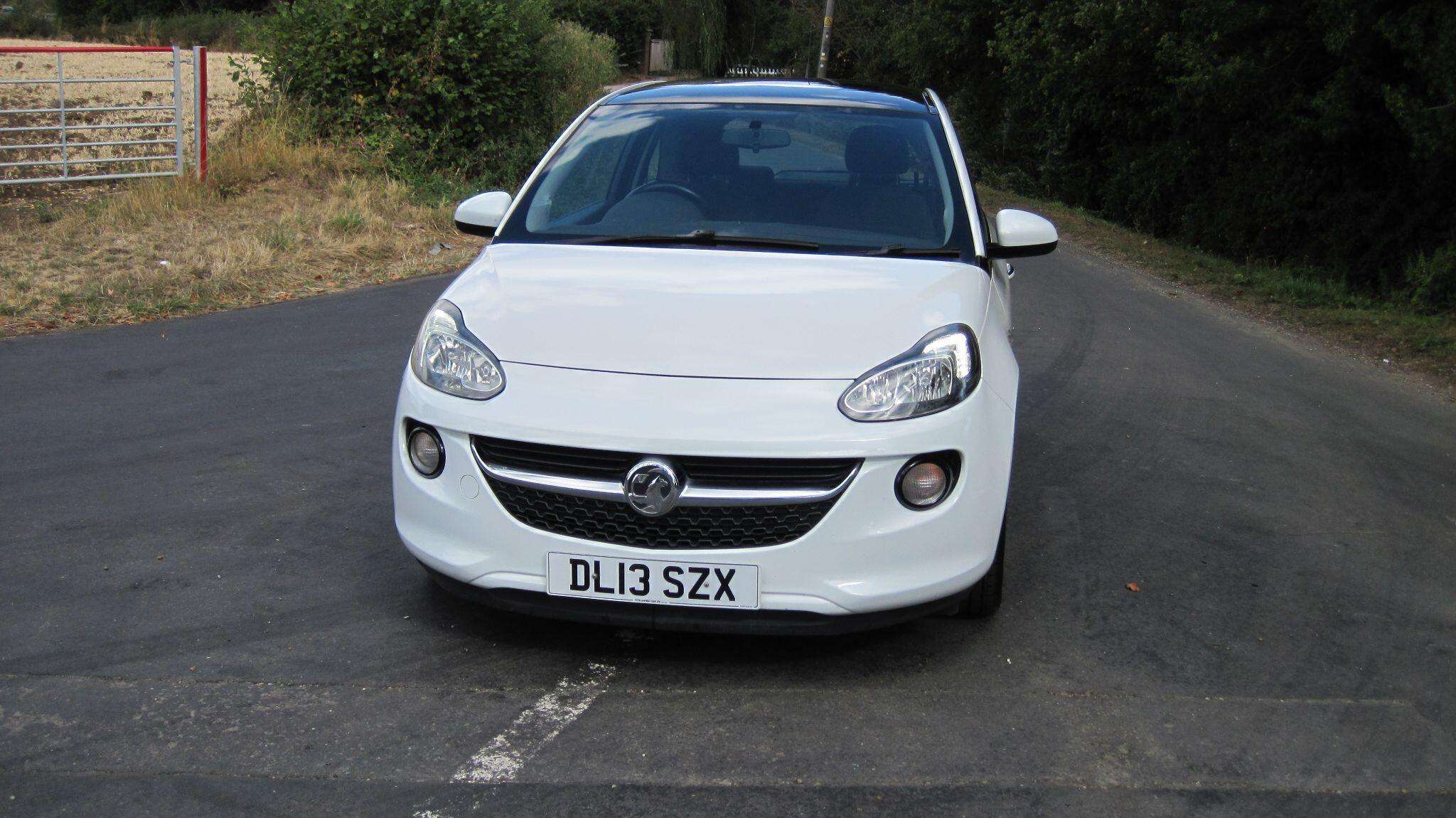 A 2013 VAUXHALL ADAM 1.2 16v GLAM Euro 5 3dr (5 Seat) A 2013 VAUXHALL ADAM 1.2 16v GLAM Euro 5 3dr (5 Seat)