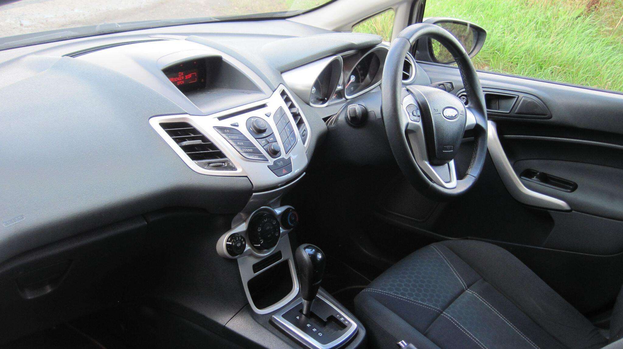 2011 FORD FIESTA 2011 FORD FIESTA