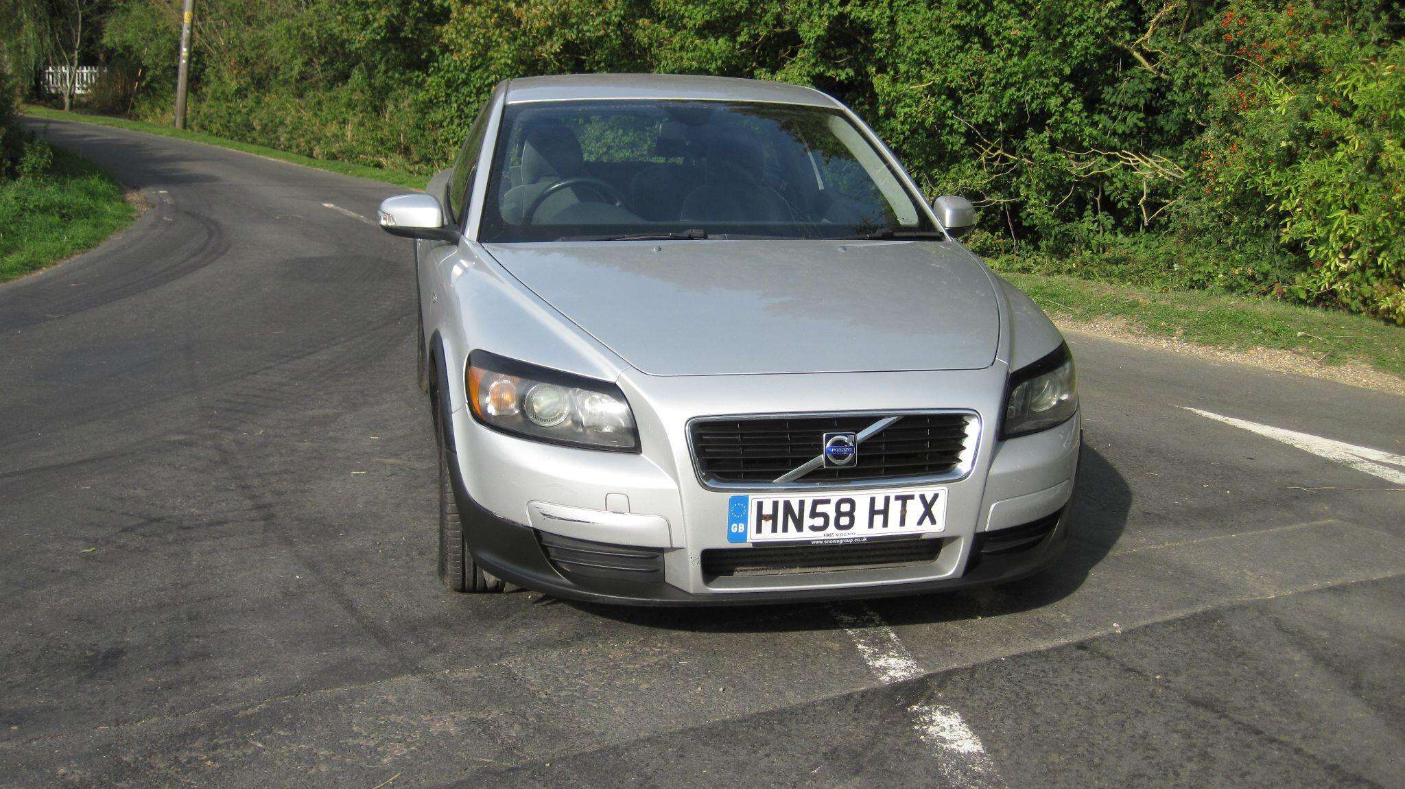 A 2009 VOLVO C30 1.6D DRIVe S 2dr A 2009 VOLVO C30 1.6D DRIVe S 2dr