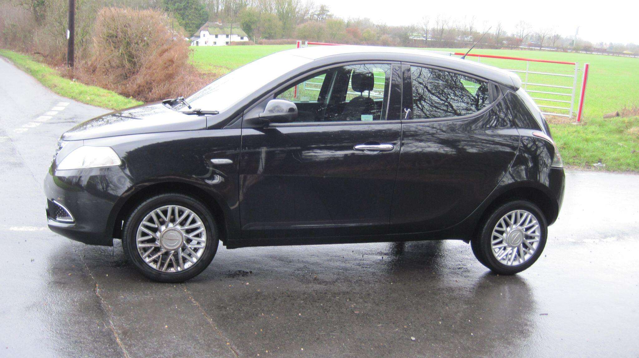 2013 CHRYSLER YPSILON 2013 CHRYSLER YPSILON