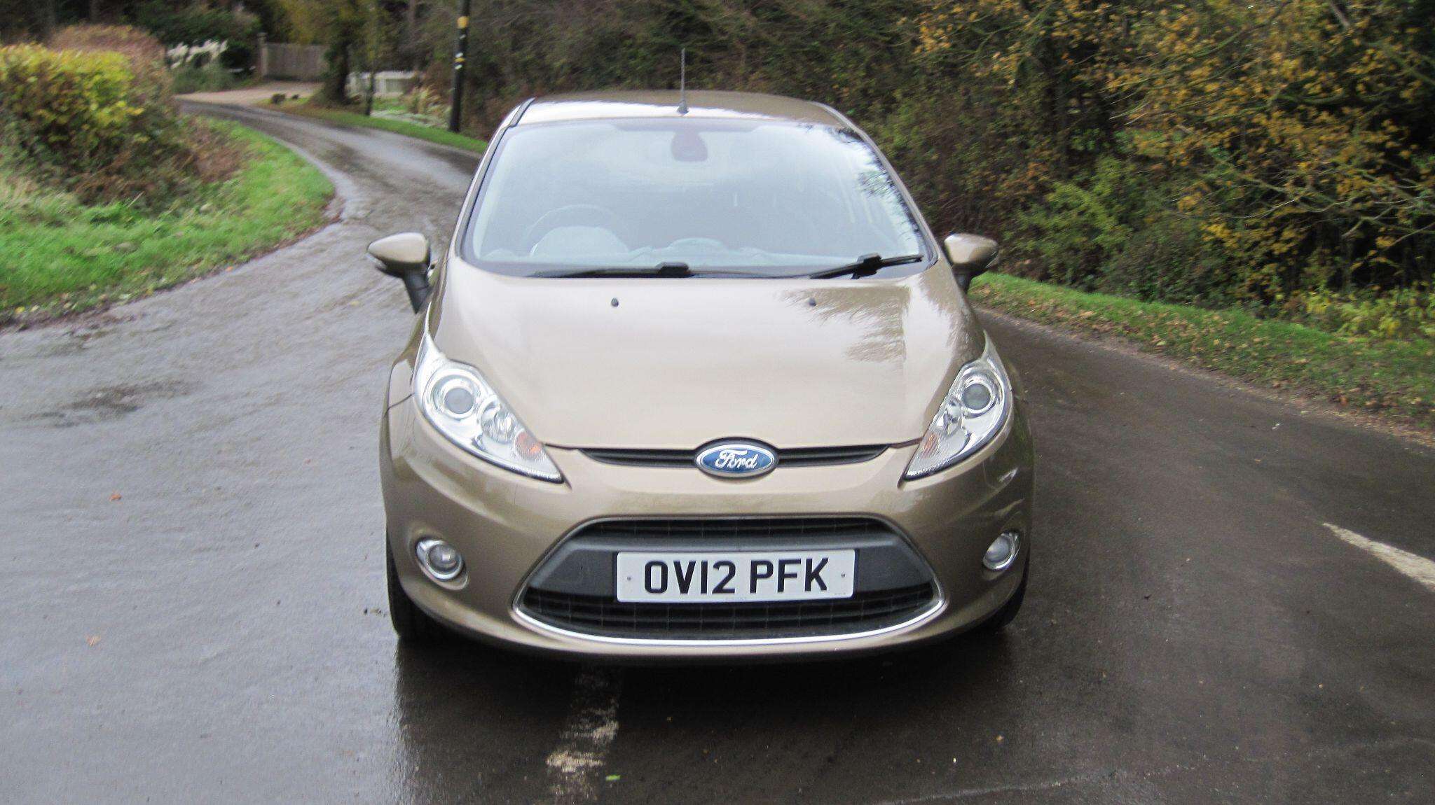 A 2012 FORD FIESTA 1.4 Zetec 5dr A 2012 FORD FIESTA 1.4 Zetec 5dr