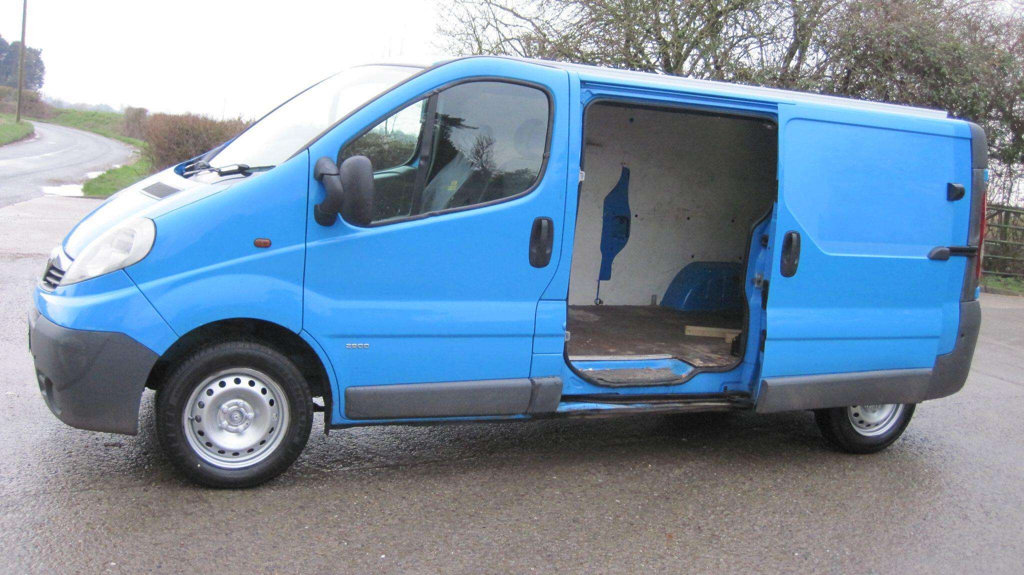 2010 VAUXHALL VIVARO 2010 VAUXHALL VIVARO