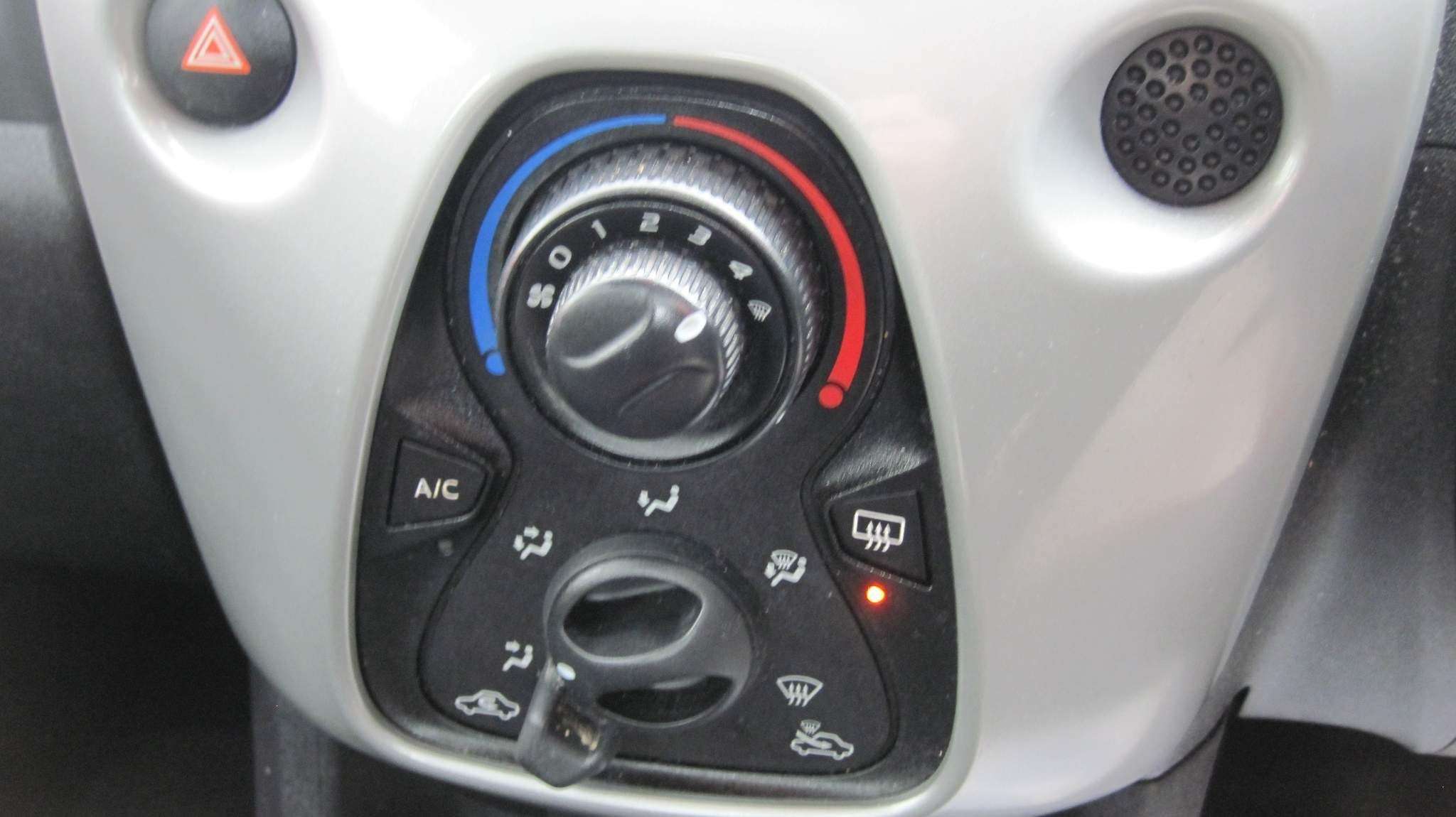 2014 CITROEN C1 2014 CITROEN C1