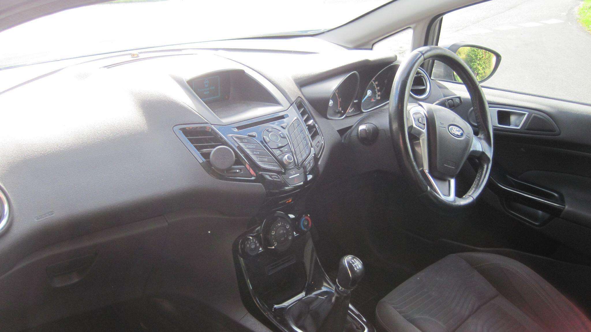 2015 FORD FIESTA 2015 FORD FIESTA