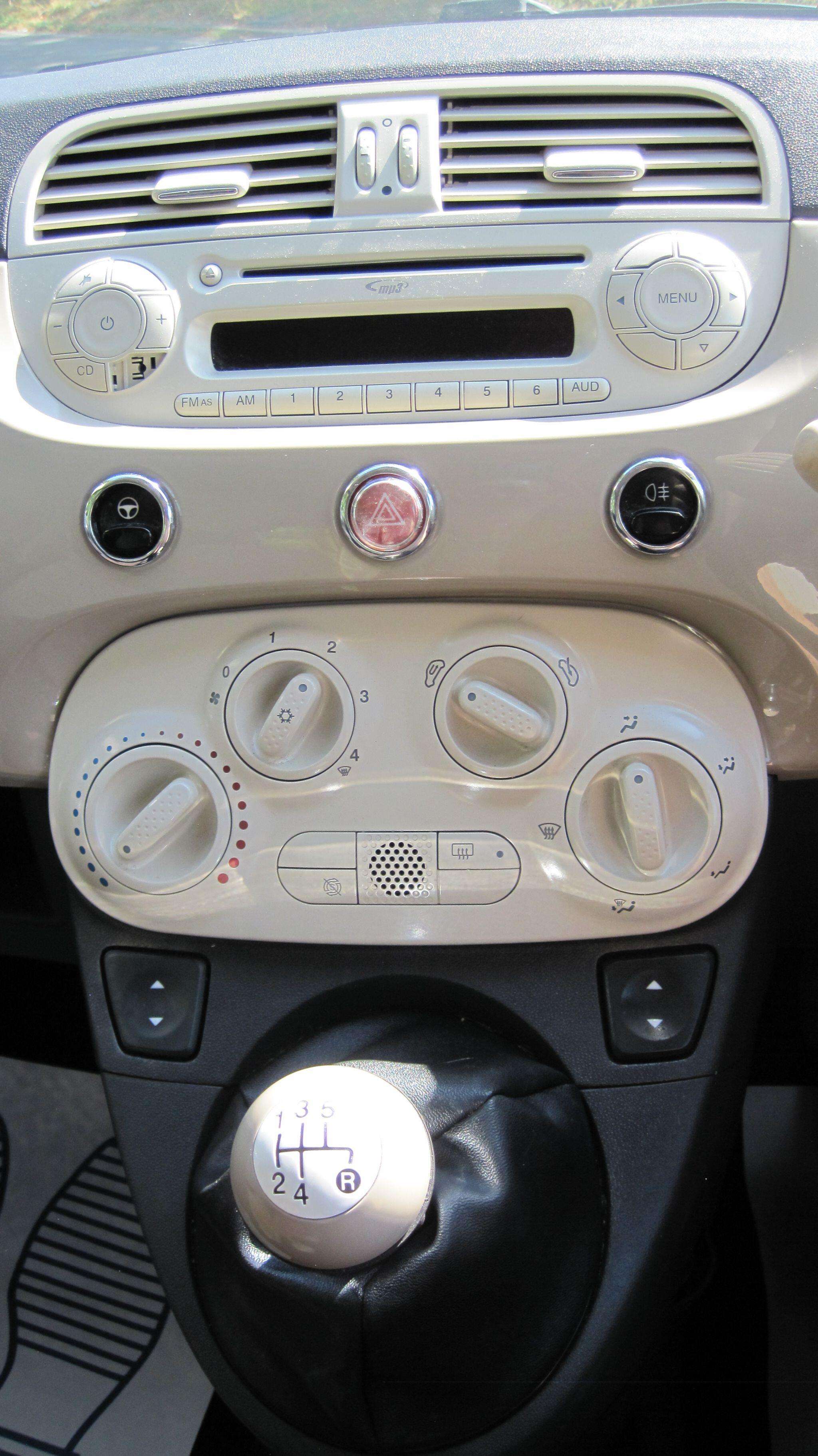 2014 FIAT 500 2014 FIAT 500